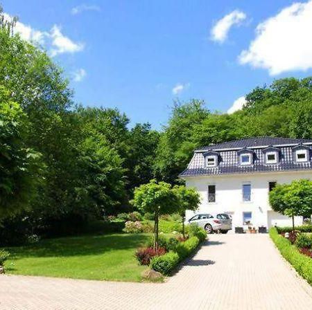 Weisses-Haus-Am-Kurpark-Fewo-Waldblick Quedlinburg Buitenkant foto